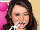 Miley Cyrus Dişçide